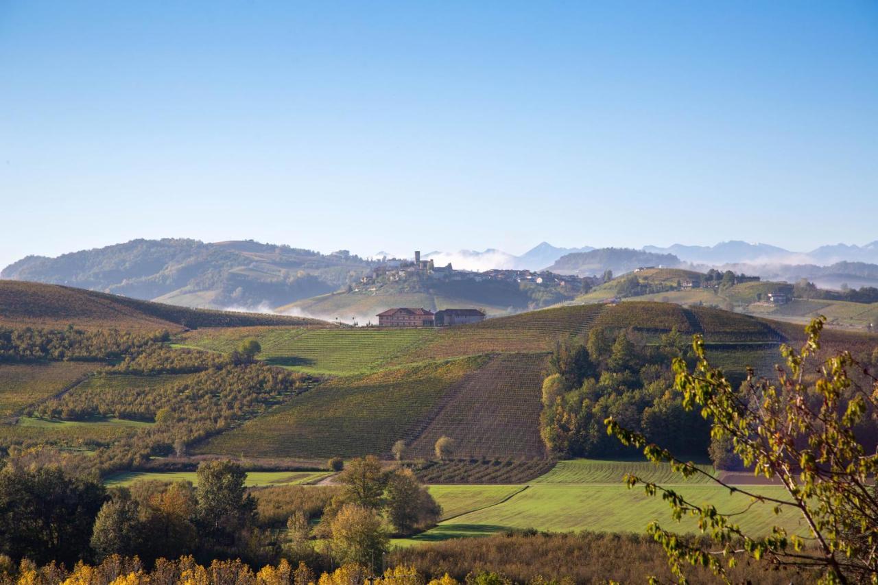 Villaggio Narrante - Cascina Galarej Serralunga d'Alba Esterno foto