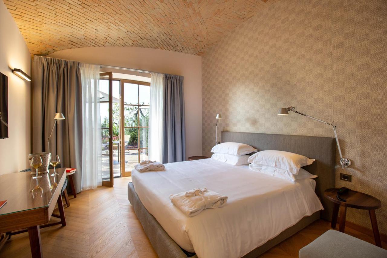 Villaggio Narrante - Cascina Galarej Serralunga d'Alba Esterno foto